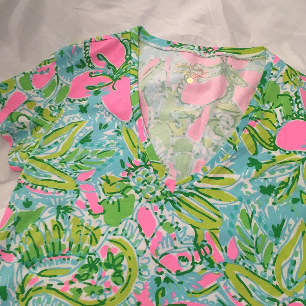 NWT Lilly Pulitzer XXS Michele Top V Neck Tee